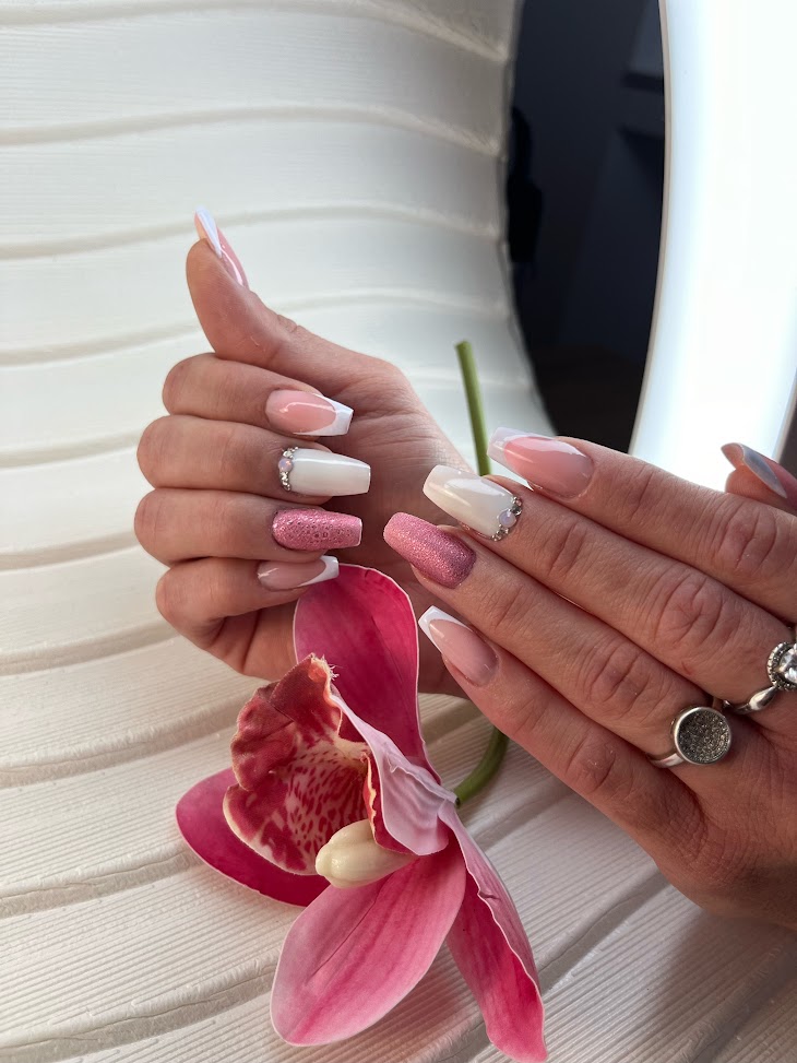 Szezonális design - krómporos hab mintás pink